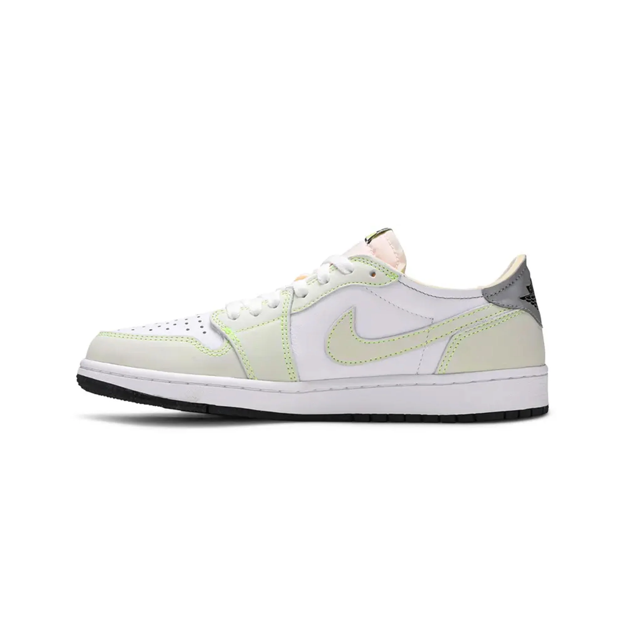 Air Jordan 1 Low OG 'Ghost Green' - Image 3