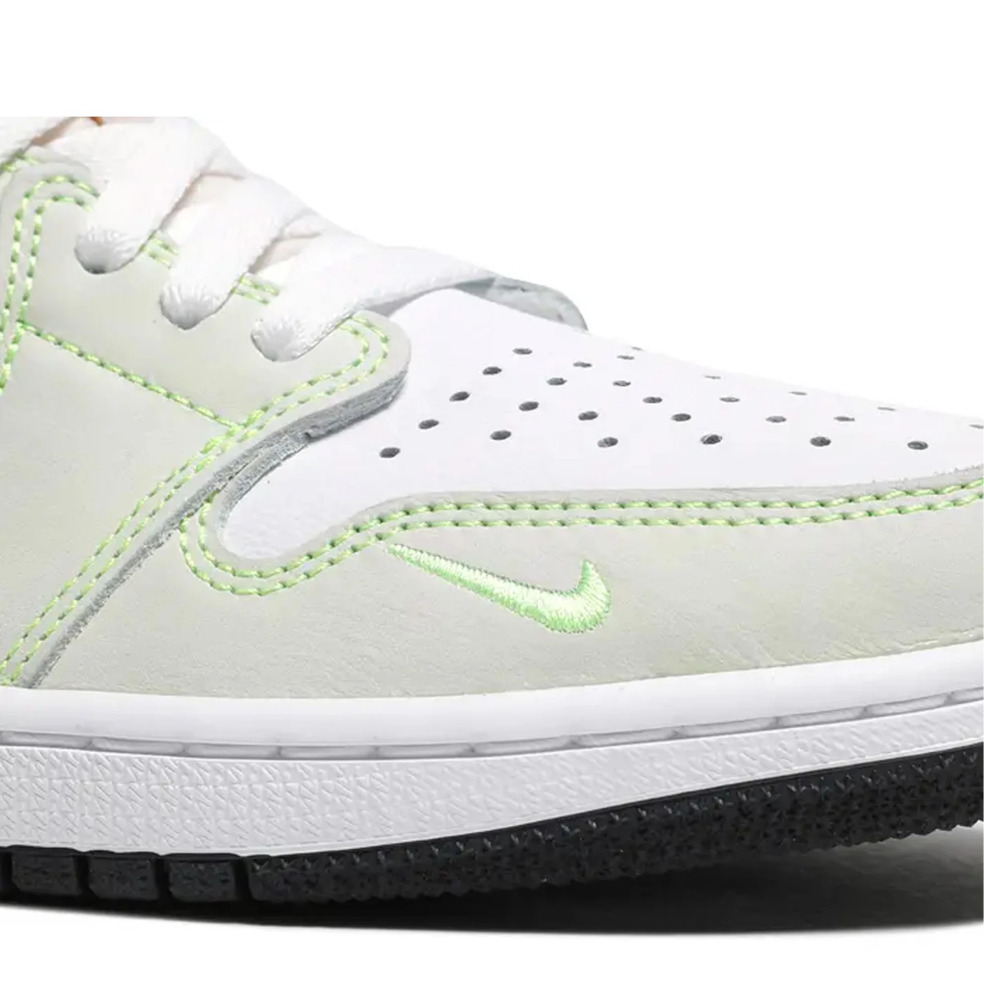 Air Jordan 1 Low OG 'Ghost Green' - Image 8